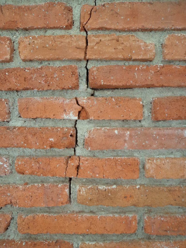 fissures mur